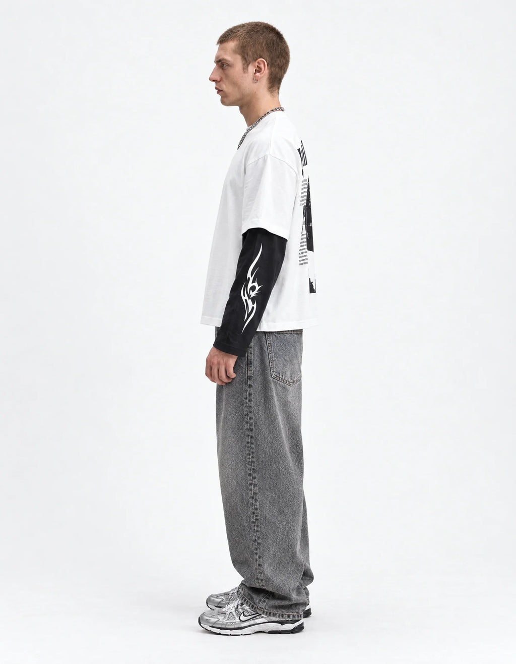 Lana Del Rey Layered Oversized LS T-Shirt — side view