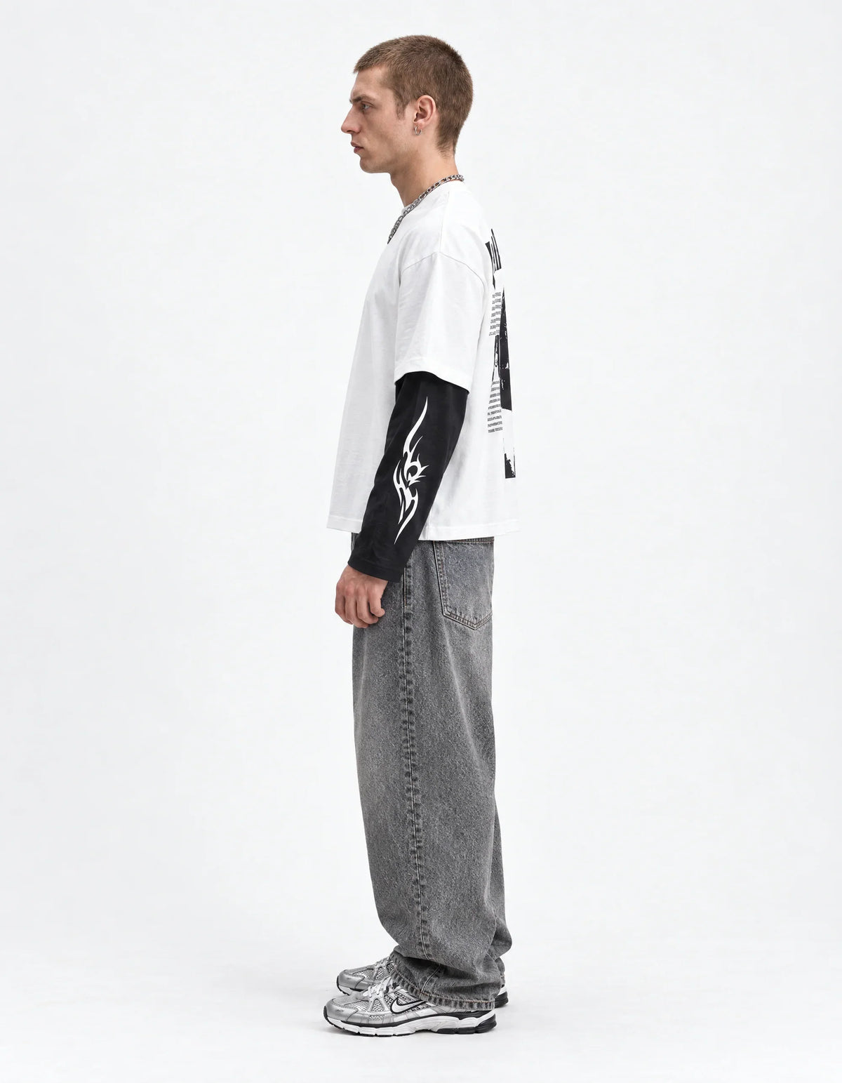 Lana Del Rey Layered Oversized LS T-Shirt — side view