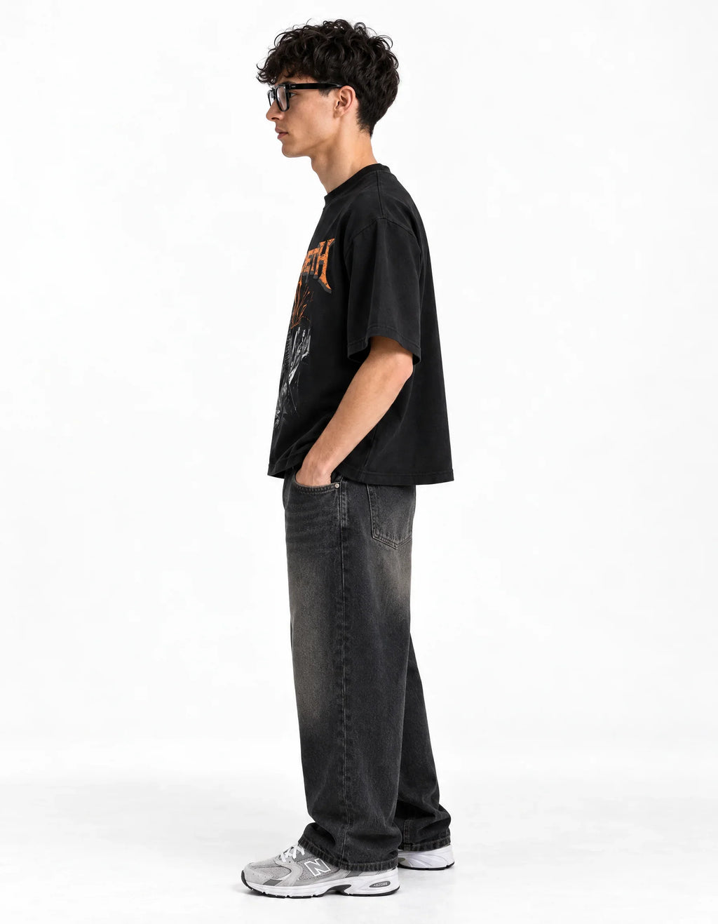 Megadeth Stage Riot Boxy Fit Tee – side view
